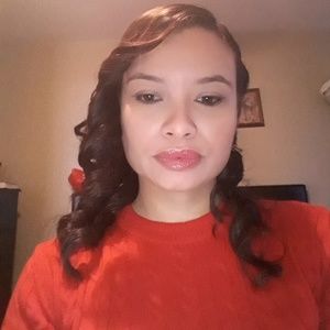 Meet your Posher, Mayra